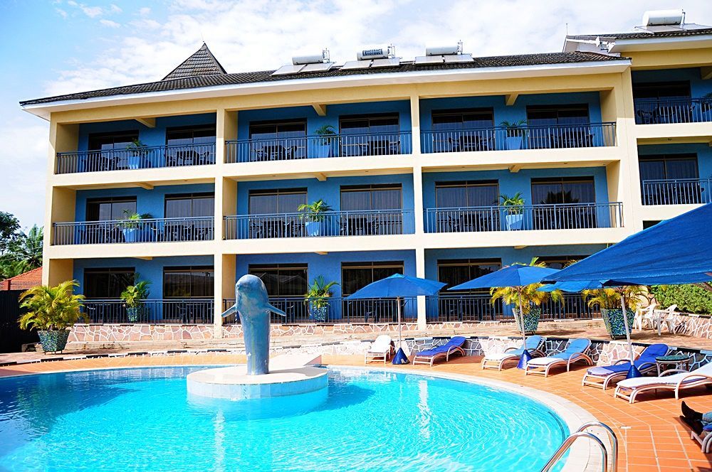 Dolphin Suites Kampala Exterior photo